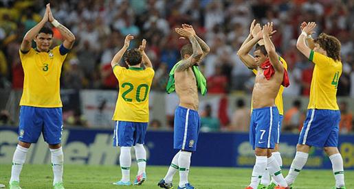 تعادل مثير بين البرازيل وإنجلترا 2-2 في مباراة الأهداف الرائعة